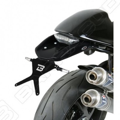 BARRACUDA TEGOLINO SPECIAL CON FARETTO a LED per DUCATI MONSTER 600 / 620 / 796 / S2R 800 / S2R 1000