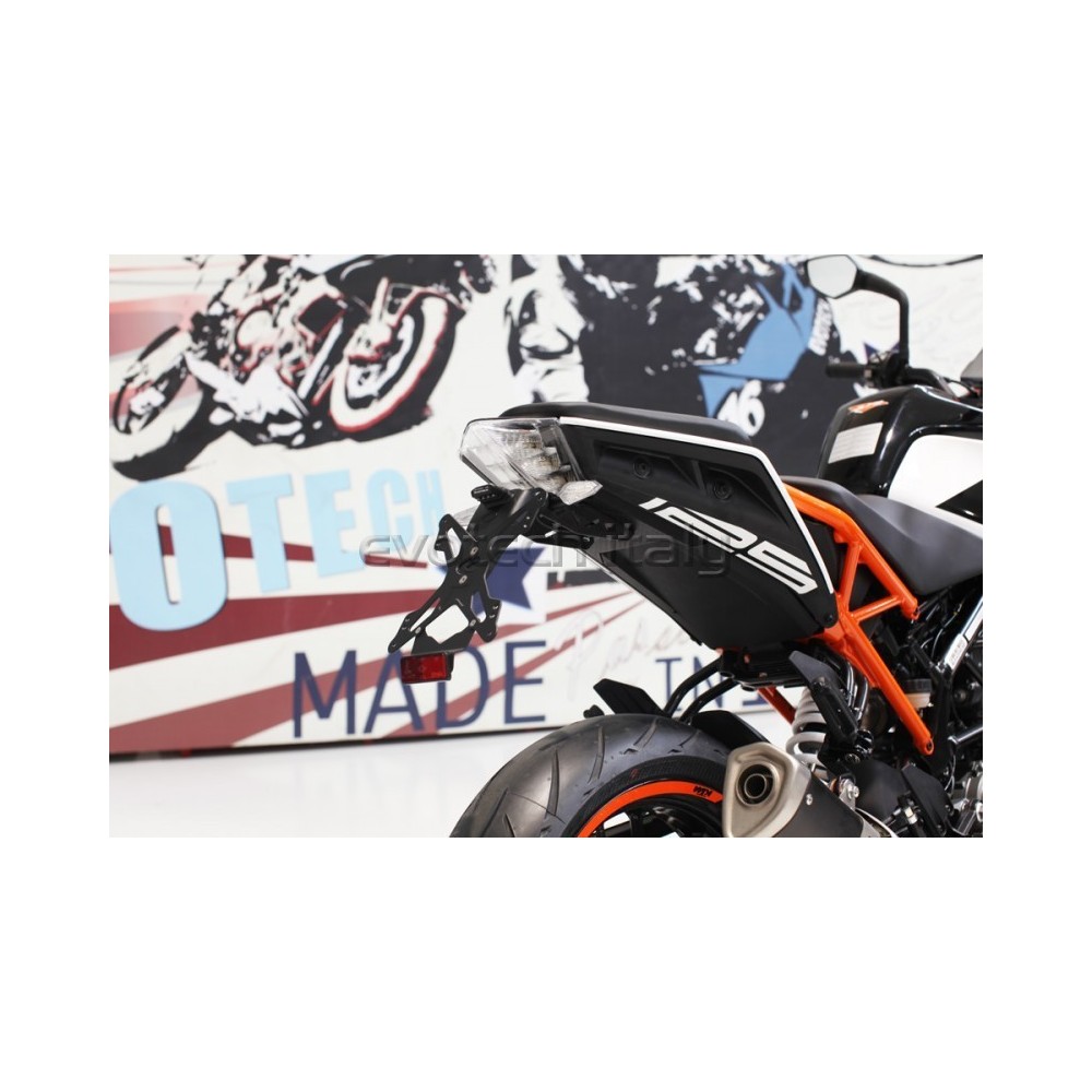 Evotech EVOTECH PORTATARGA REGOLABILE KTM DUKE 390 2017-2018-2019-2020 LUCE TARGA 
