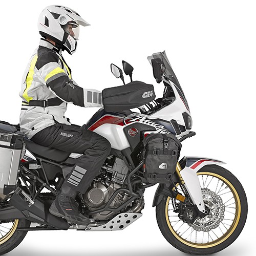 Coppia Coprimanopole GIVI TM421 Moffole Universali per Moto con Paramani