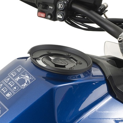 Flangia GIVI BF02 Tanklock per Aprilia Moto Guzzi Triumph Benelli