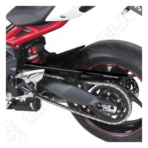 BARRACUDA Copricatena nero in alluminio per TRIUMPH STREET TRIPLE R 2013 2014 2015 2016