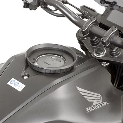 Flangia GIVI BF41 Tanklock per Serbatoio Honda CB 125R e CB 300R