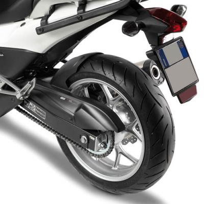GIVI Parafango copricatena in ABS nero per HONDA INTEGRA 700 - NC 700 S - NC 700 X 2012 2013 - NC 750 S - NC 750 X 2014 / 2020