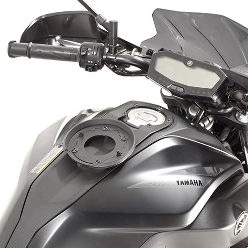 GIVI Flangia attacco borse serbatoio TANKLOCK - TanklockED per YAMAHA MT-07 2018 / 2020