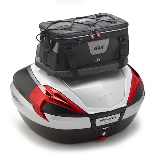 Portapacchino Universale GIVI S150 in Nylon Sovra Bauletto Monokey
