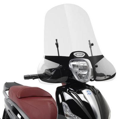 Parabrezza GIVI 5606A con Attacchi A5606A per Piaggio Beverly 2010 - 2020