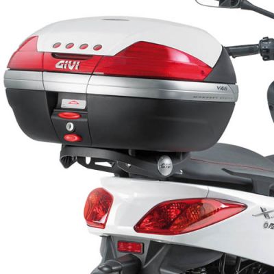 Attacco GIVI SR370 con Piastra Monokey per Yamaha X-Max 125 e 250 10-13