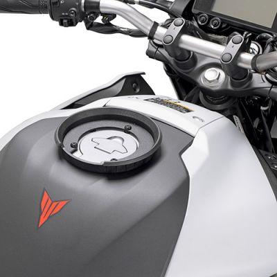 Flangia Attacco GIVI BF54 Tanklock per Yamaha MT-03 321