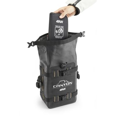 Borsa Paramotore GIVI GRT722B Canyon Impermeabile 8 Litri Nero