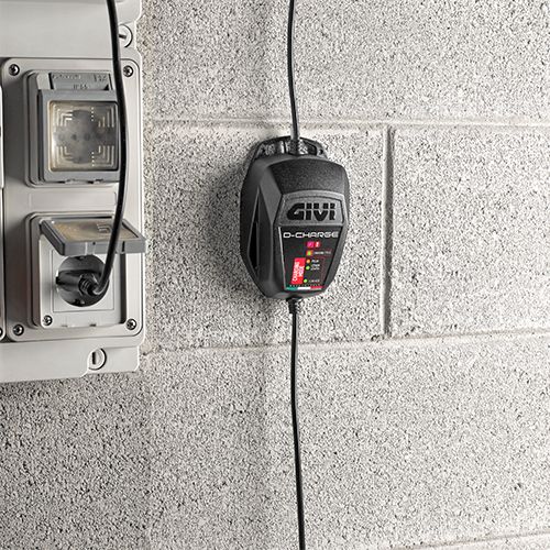 Caricabatteria Mantenitore GIVI S510 D-Charge Smart 12V Piombo Litio