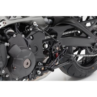 Pedane arretrate multiposizione 2-Slide LSL 118Y129 per YAMAHA MT-09 / Tracer 900 / XSR 900