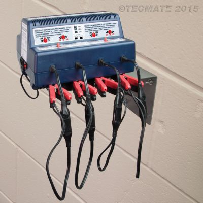OptiMATE PRO-8S Caricabatterie Multiplo a 8 banchi 6 / 12 Volt 1 Ampere