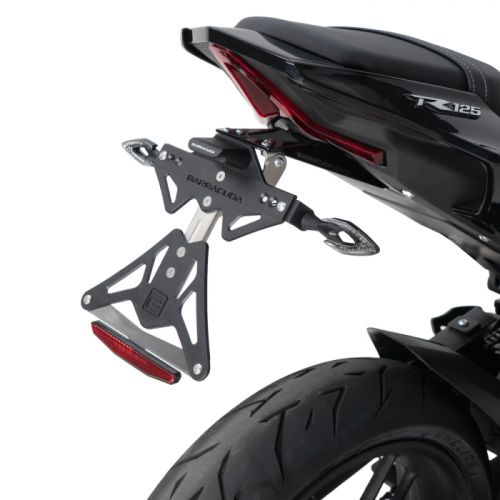 BARRACUDA Portatarga reclinabile per frecce aftermarket per VOGE BRIVIDO 125R 2023 / 2025