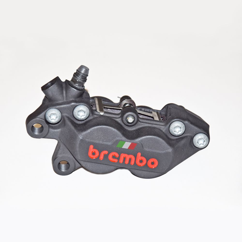 Pinza Freno anteriore fissa assiale Brembo P4 30/34 SX corpo nero con tricolore 4 pistoncini 30 mm/34 mm interasse fori 40 mm