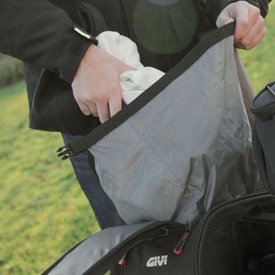 Coppia Borse Laterali GIVI EASY11 Easy-T Espandibili 25+25 Litri