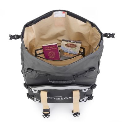 GIVI GRT709B CANYON Coppia di borse laterali waterproof con sistema di fissaggio Unifit 35+35 litri