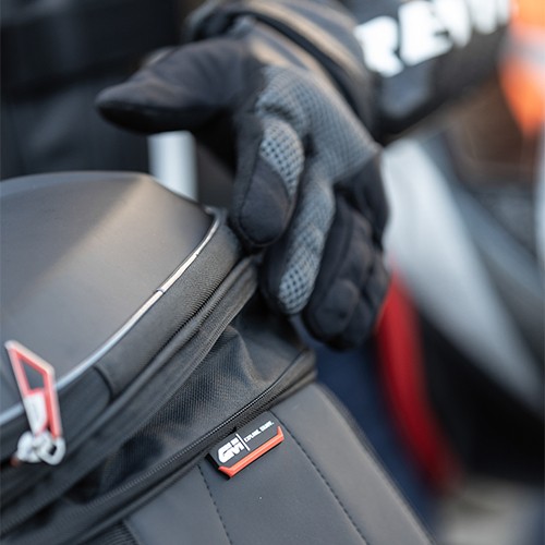 Borsa Sella GIVI ST607+ Sport-T Termoformata Espandibile 22 - 26 Litri