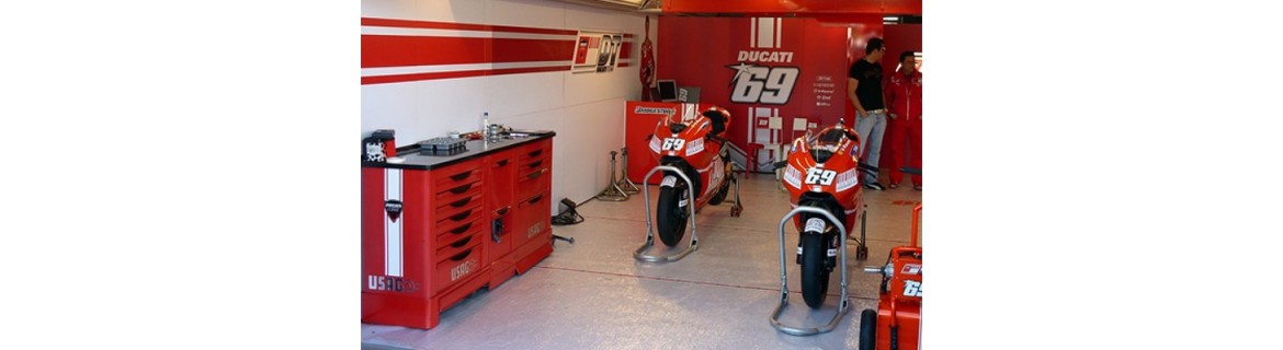 GARAGE ACCESSORI PER BIMOTA DB6 DELIRIO